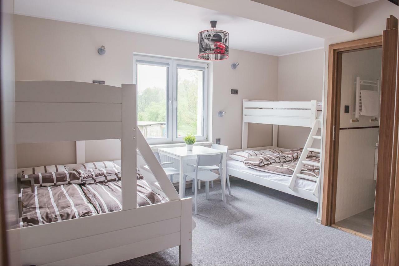 B&M Guesthouse Oswiecim Luaran gambar